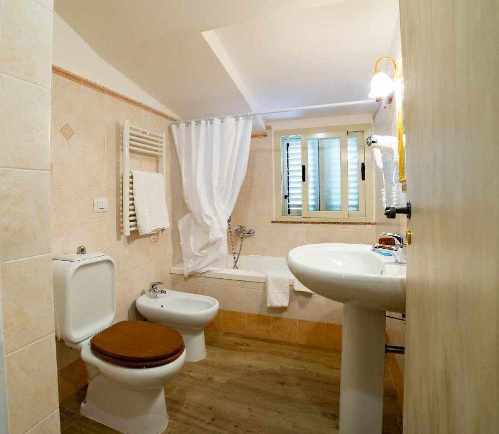 Quattro Torri B&B Santa Teresa Di Riva Exterior foto